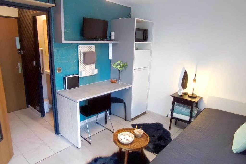 Michelet Studio Climatise Avec Balcon Et Parking Ferme Μονπελιέ Εξωτερικό φωτογραφία